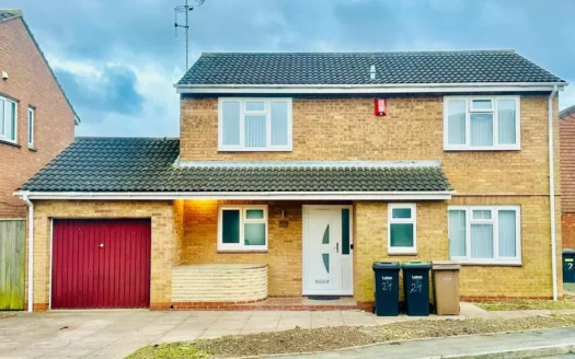 Four Bedroom House To Rent In LU3 Luton
